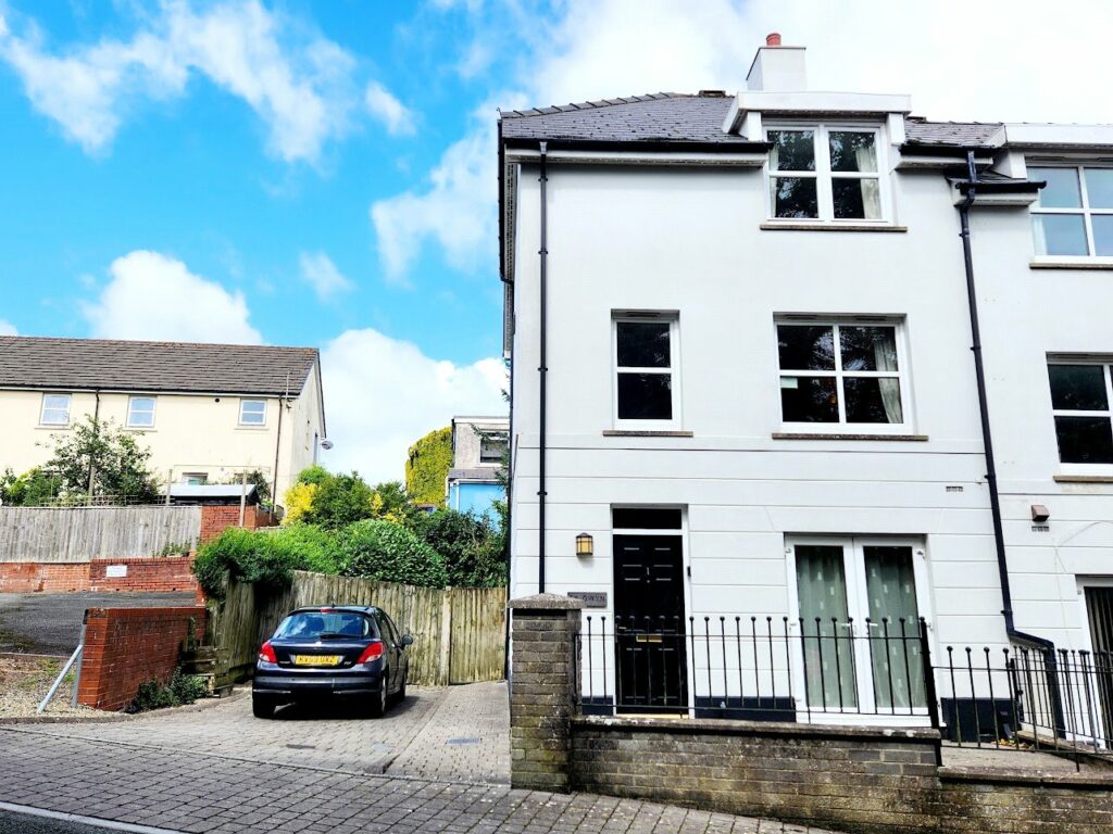 Kensington Gardens, Haverfordwest, Pembrokeshire, SA61 2RL