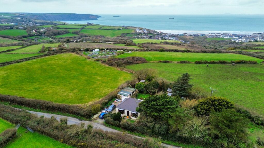 Walton West, Little Haven, Haverfordwest, Pembrokeshire, SA62 3UD