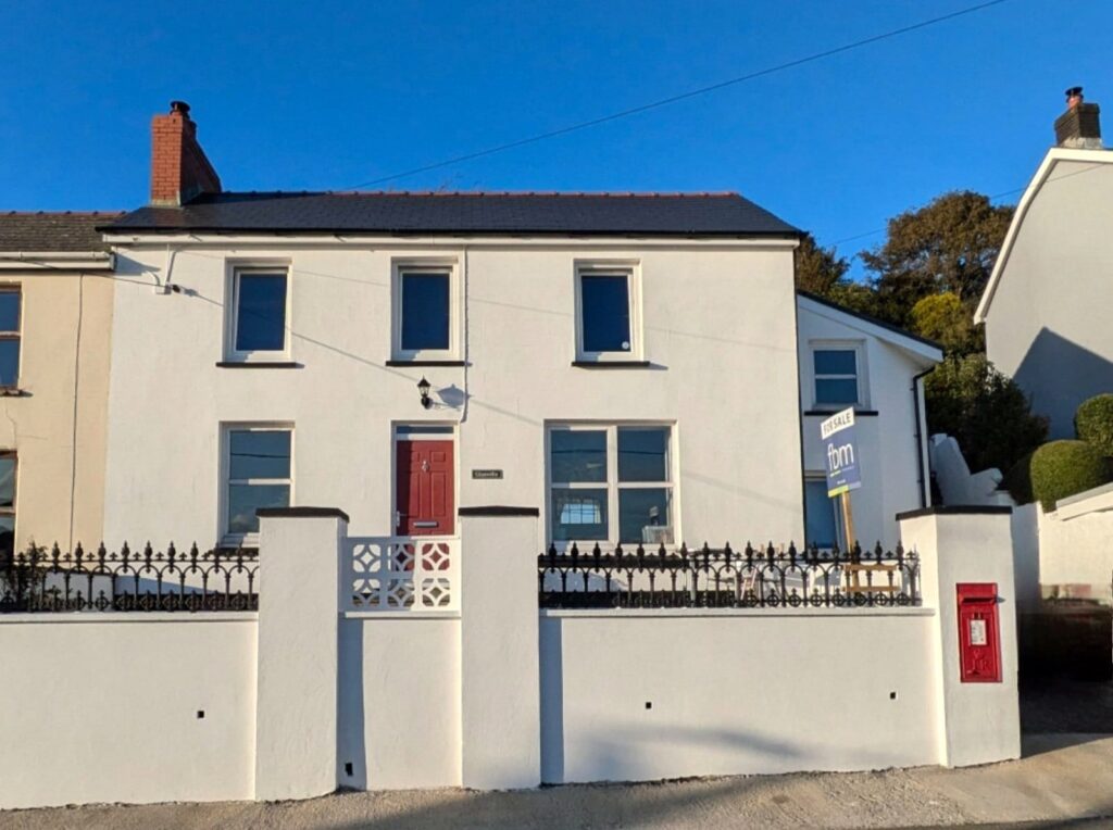 Burton, Milford Haven, Pembrokeshire, SA73 1NX