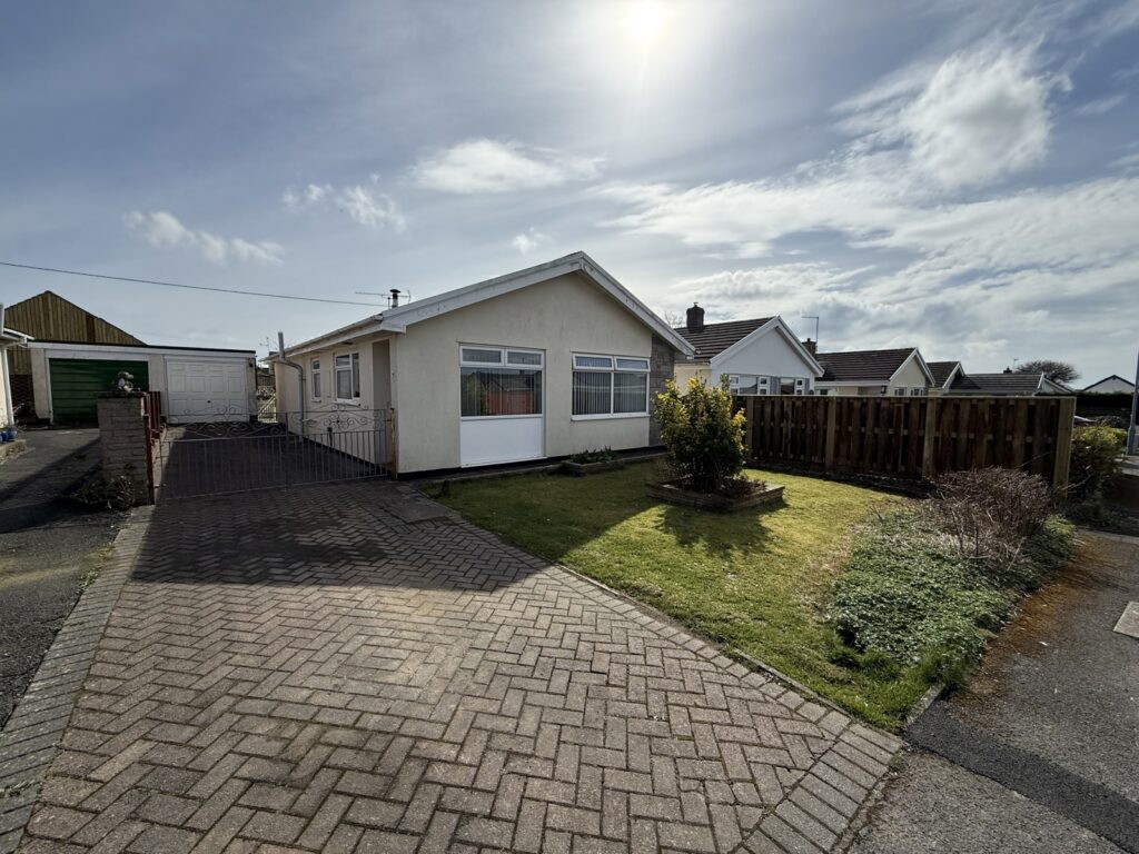 St. Brides View, Roch, Haverfordwest, Pembrokeshire, SA62 6AZ