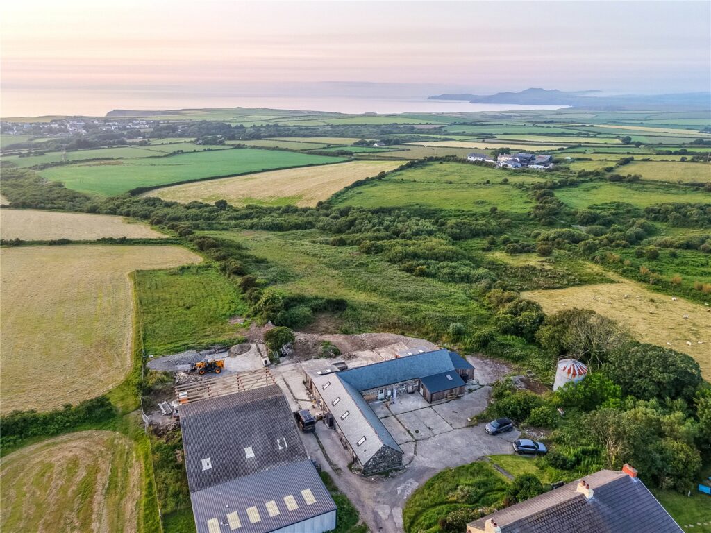 Trefin, Haverfordwest, Pembrokeshire, SA62 5AE