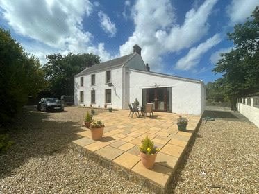 Dale Road, Haverfordwest, Pembrokeshire, SA62 3AD