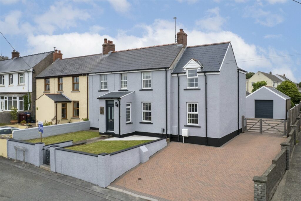 Castle Pill Road, Steynton, Milford Haven, Pembrokeshire, SA73 1HE