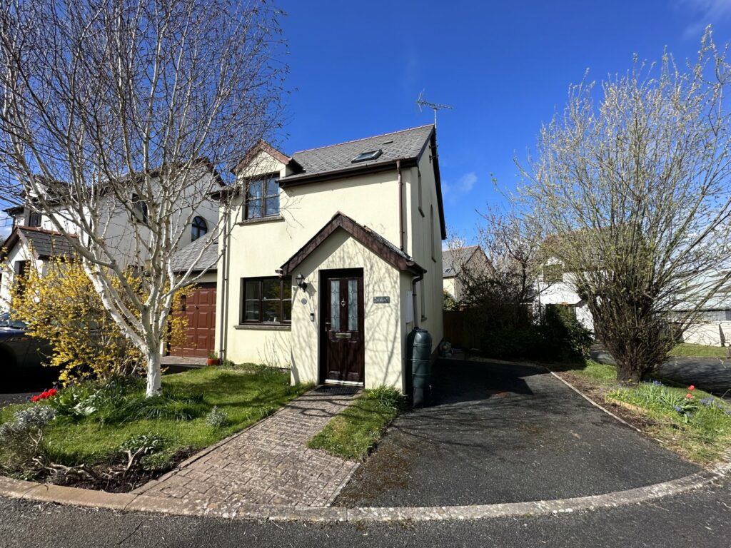 Ferndale, Tenby, Sageston, Pembrokeshire, SA70 8SE