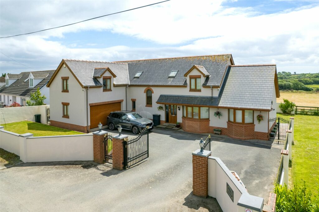 Moorland Road, Freystrop, Haverfordwest, Pembrokeshire, SA62 4LE