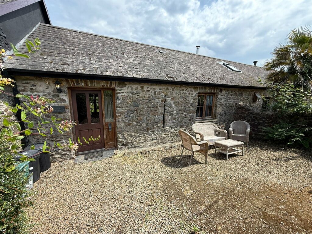 7 Rogeston Cottages, Portfield Gate, Haverfordwest, Pembrokeshire, SA62 3LH