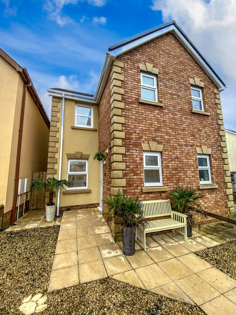 Maes Abaty, Whitland, Sir Gaerfyrddin, SA34 0HQ