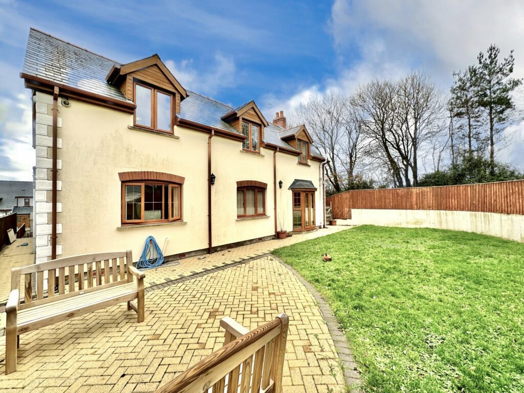 Sageston Fields, Sageston, Tenby, Pembrokeshire, SA70 8TQ