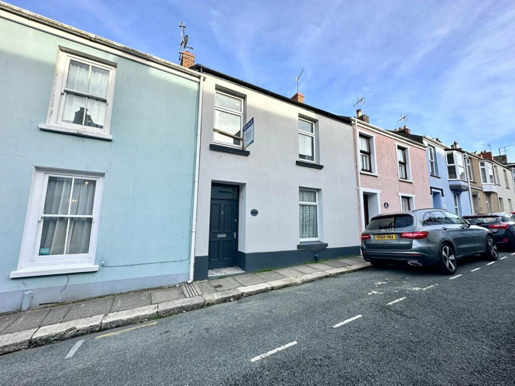 Culver Park, Tenby, Pembrokeshire, SA70 7ED