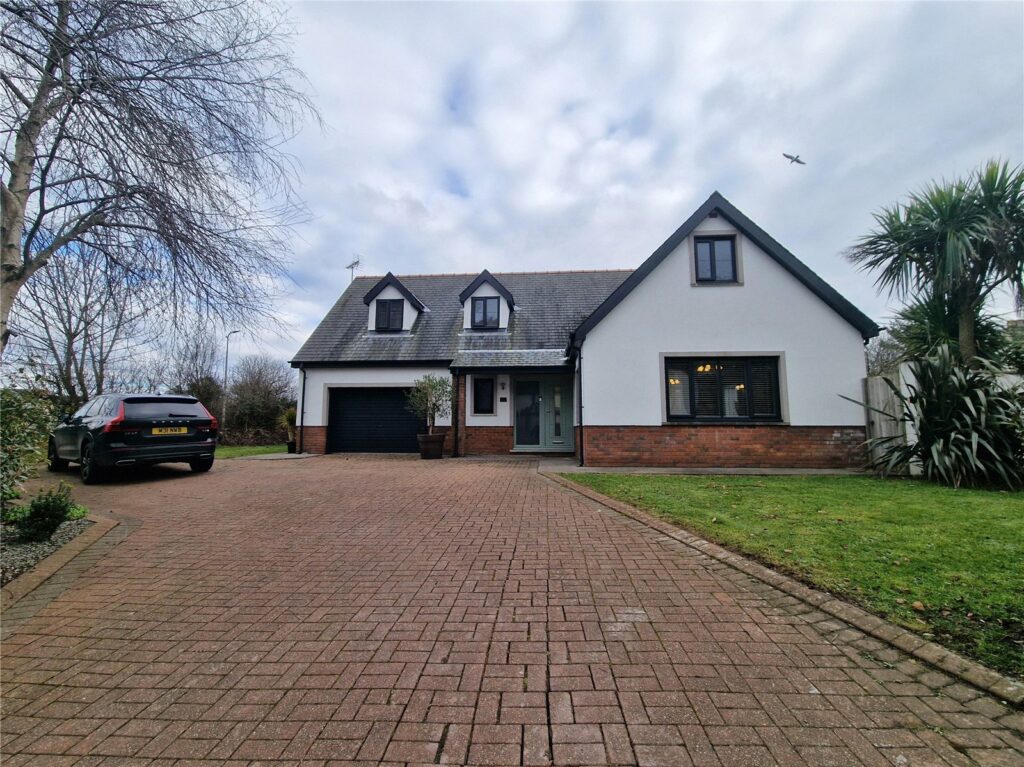 Ashleigh Gardens, Pembroke, Pembrokeshire, SA71 4AR