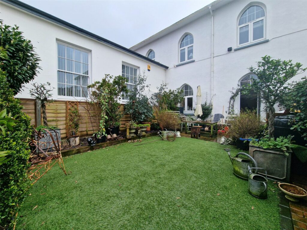 Market Street, Pembroke Dock, Pembrokeshire, SA72 6XP