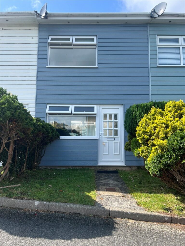 Trewent Park, Freshwater East, Pembroke, Pembrokeshire, SA71 5LY