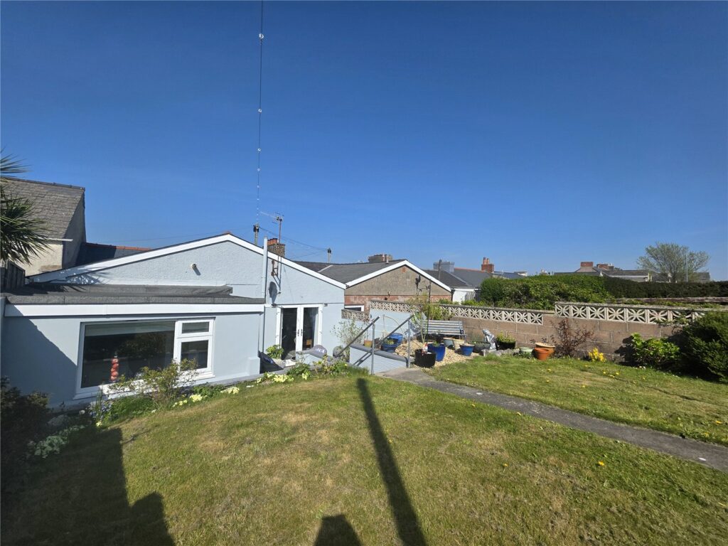 Picton Place, Pembroke Dock, Pembrokeshire, SA72 6BQ