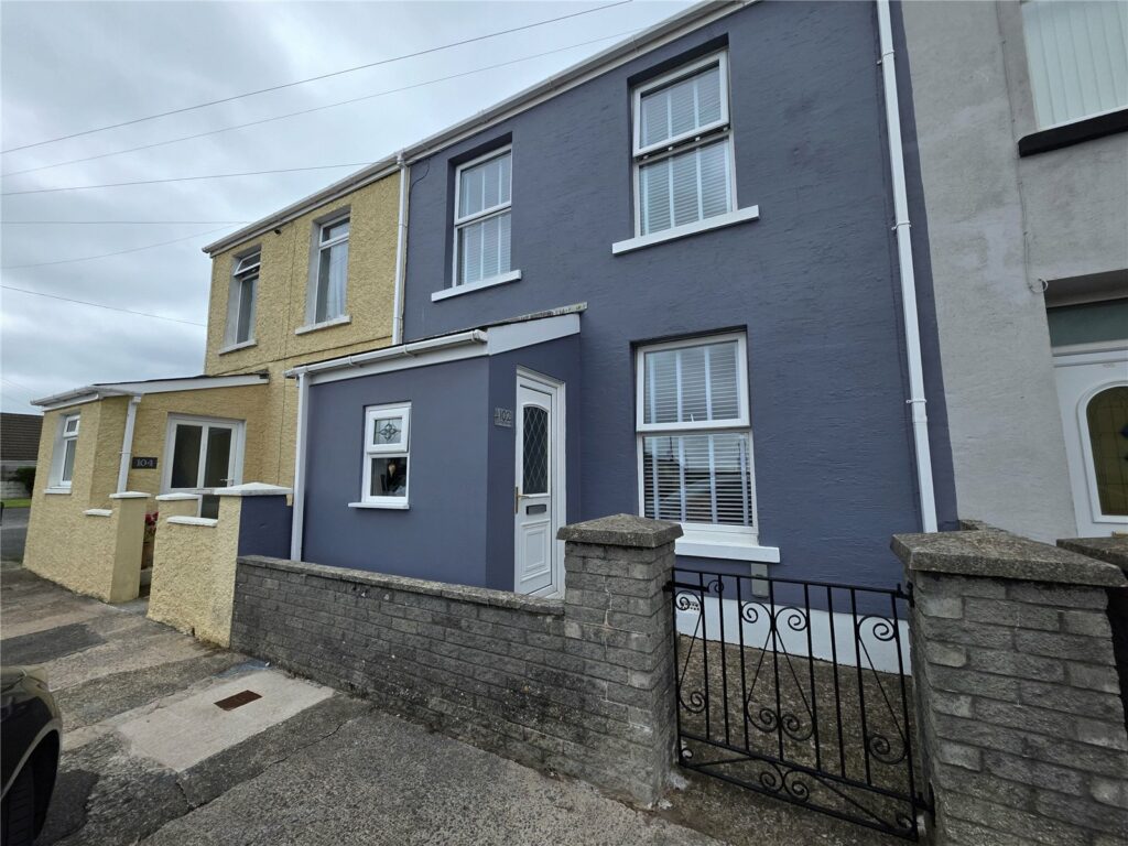 Military Road, Pennar, Pembroke Dock, Pembrokeshire, SA72 6SG