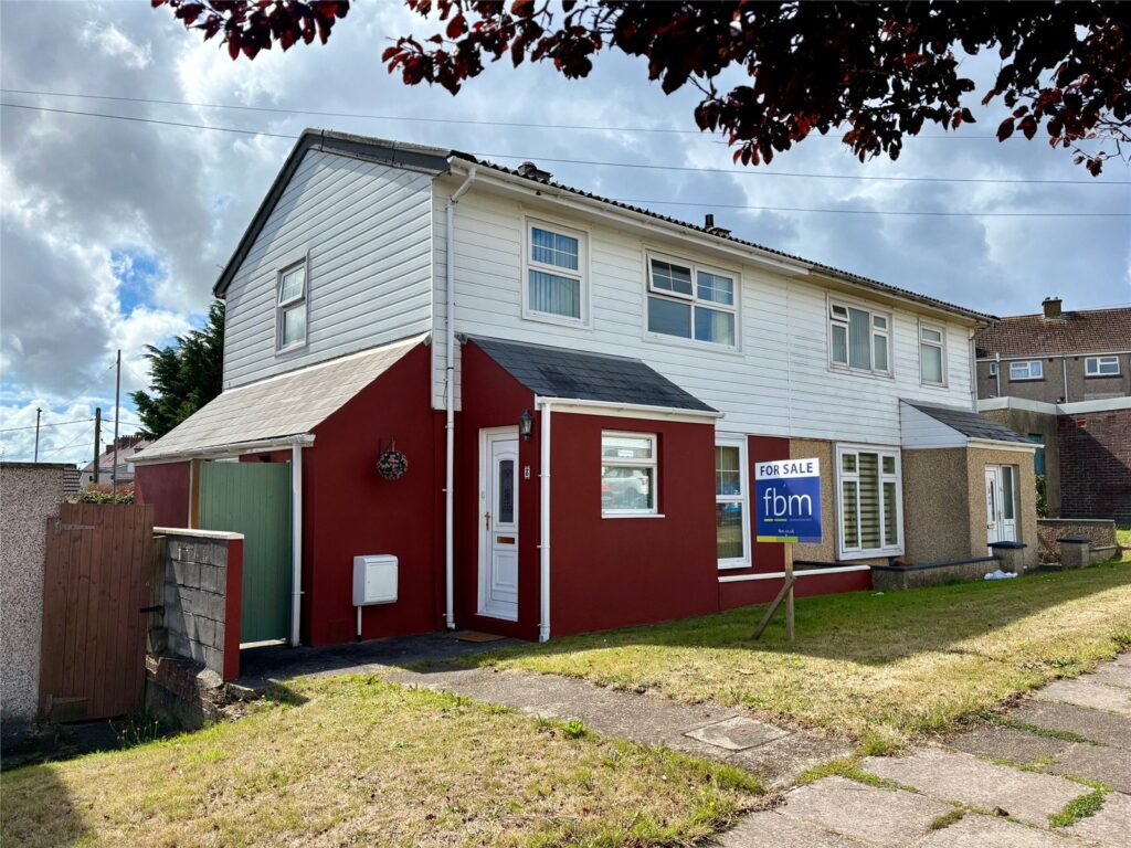 Milton Crescent, Milford Haven, Pembrokeshire, SA73 2QS