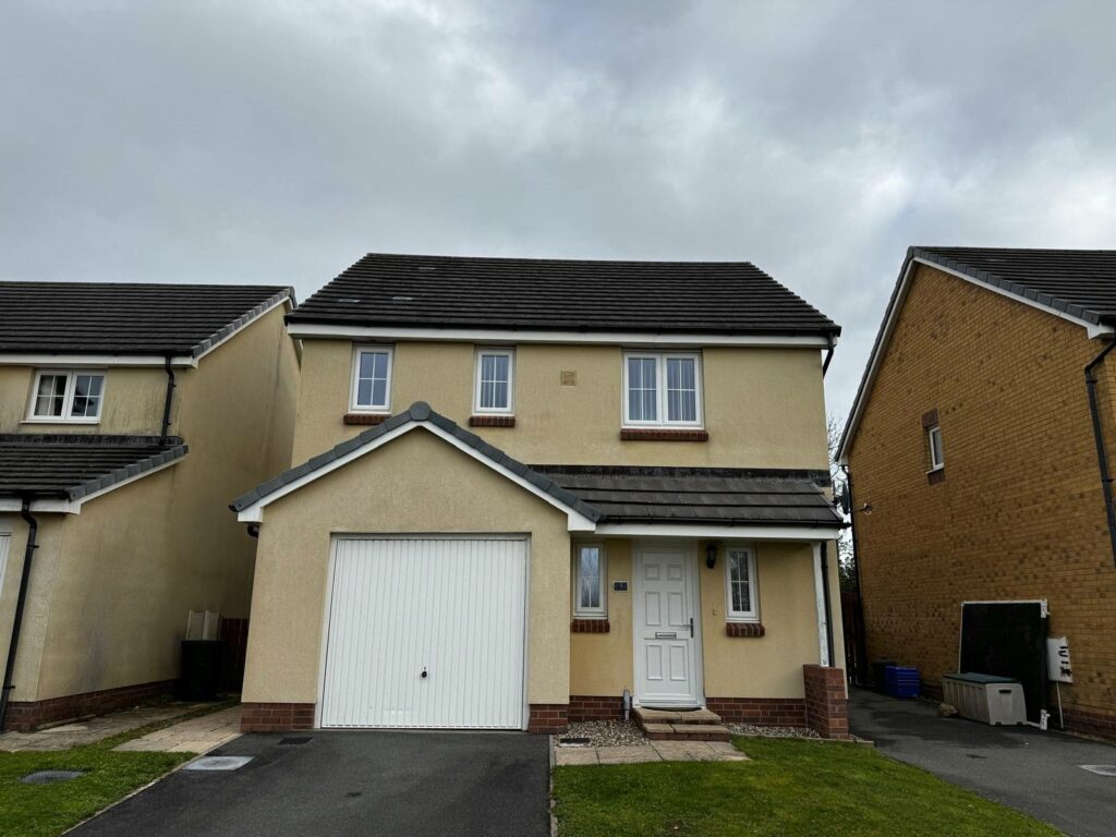 Rose Close, Pembroke, Pembrokeshire, SA71 4TR