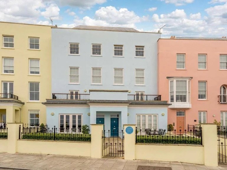 Court House, The Croft, Tenby, Pembrokeshire, SA70 8AP