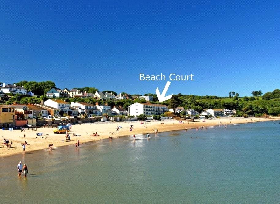 the Strand, Saundersfoot, Pembrokeshire, SA69 9EU