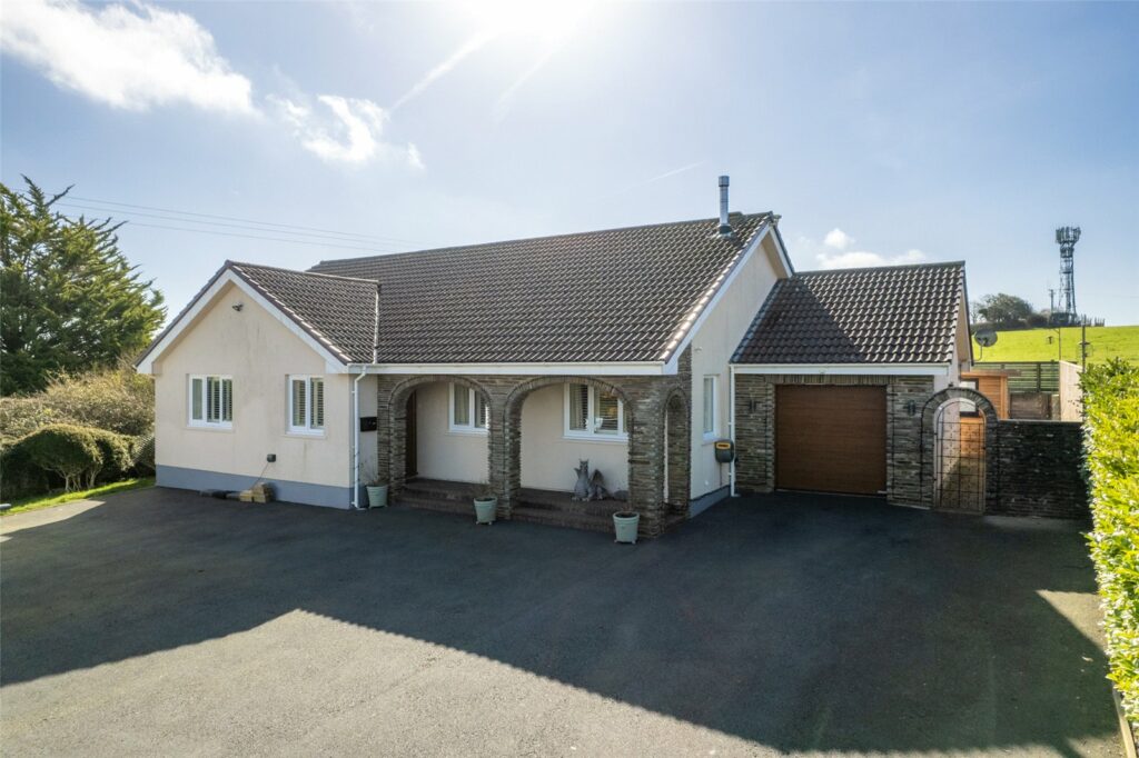 Pentlepoir, Saundersfoot, Pembrokeshire, SA69 9BH