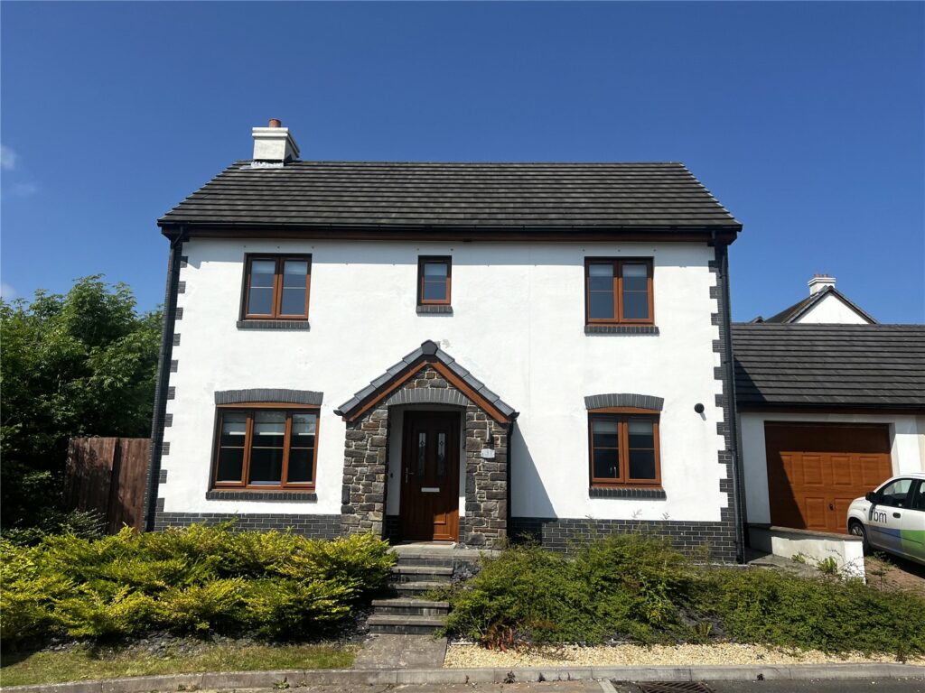 Newton Heights, Kilgetty, Pembrokeshire, SA68 0ZB