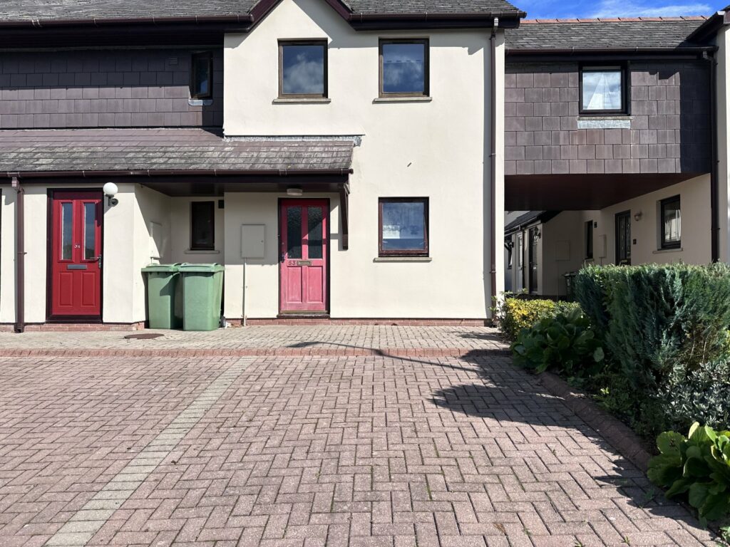 Clicketts Court, The Clicketts, Tenby, Pembrokeshire, SA70 8DT