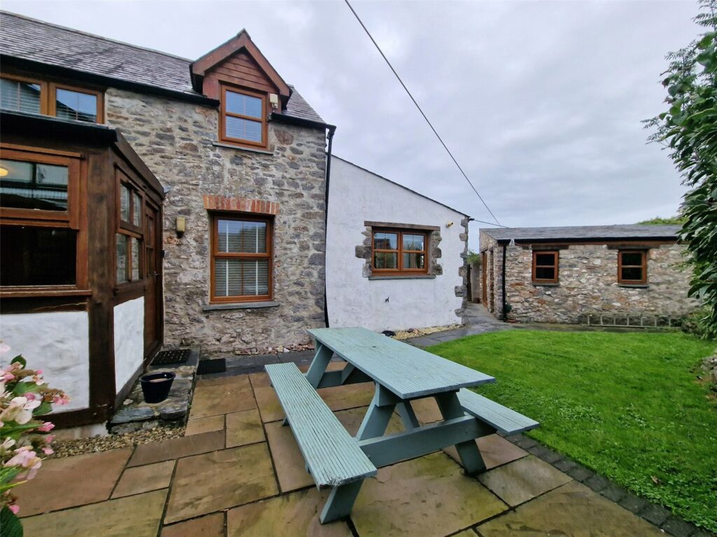 Gooses Lane, Pembroke, Pembrokeshire, SA71 4DT