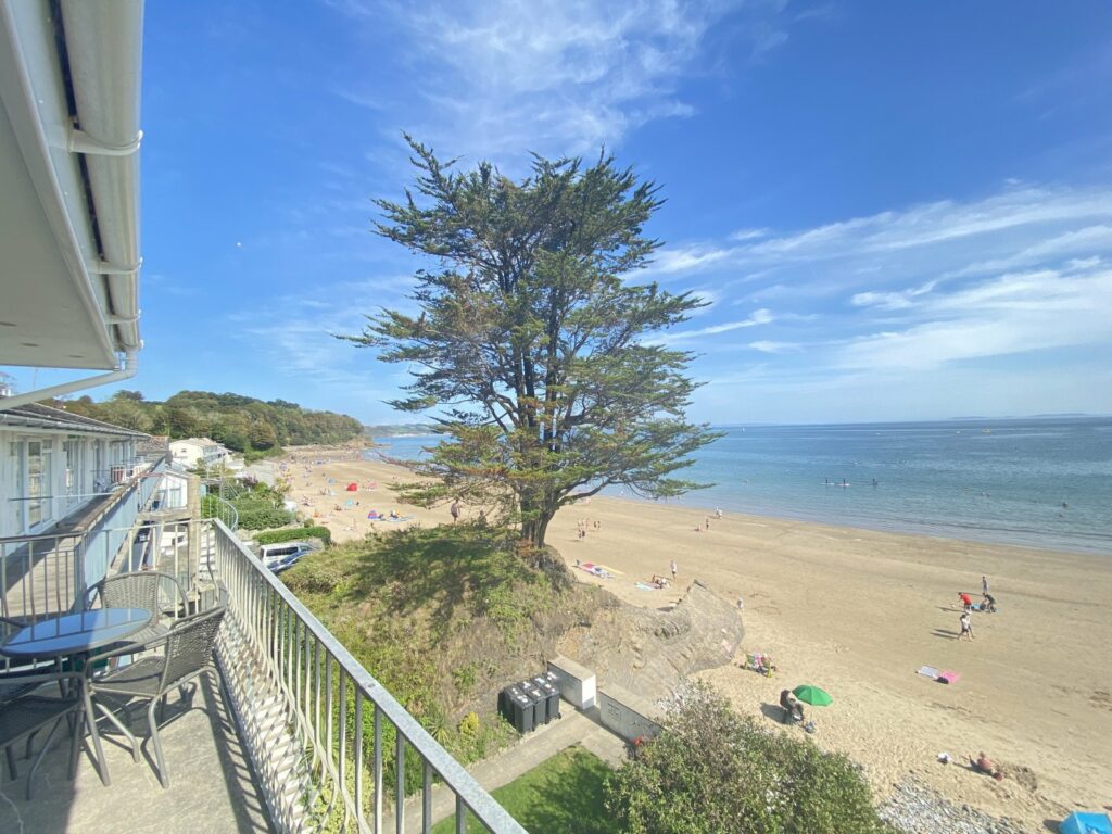 The Strand, Saundersfoot, Pembrokeshire, SA69 9ET