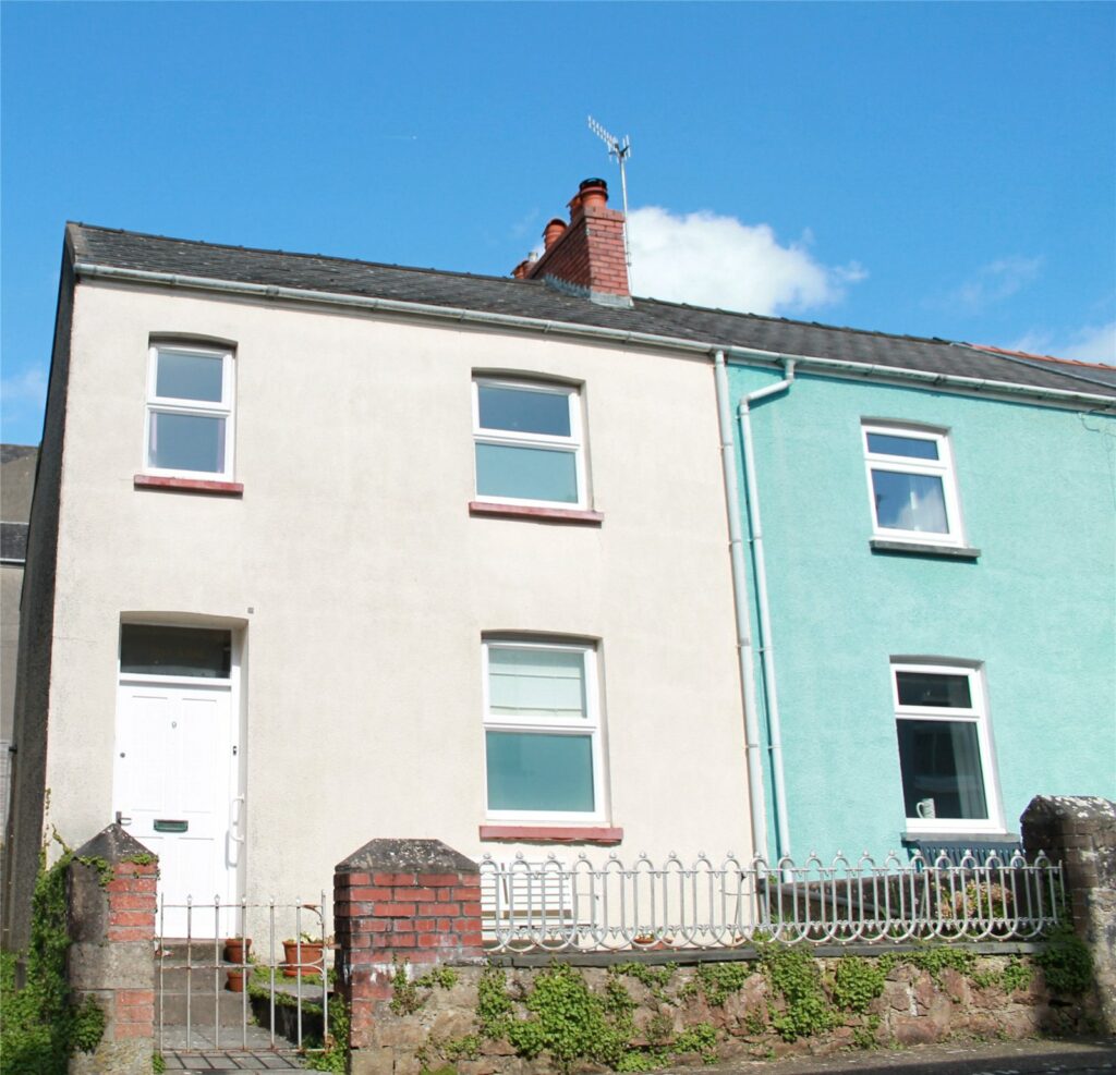 Clareston Road, Tenby, Pembrokeshire, SA70 7LR