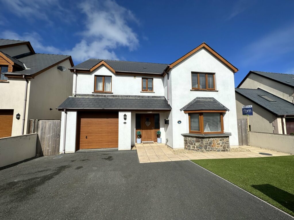 Sageston Fields, Sageston, Tenby, Pembrokeshire, SA70 8TQ