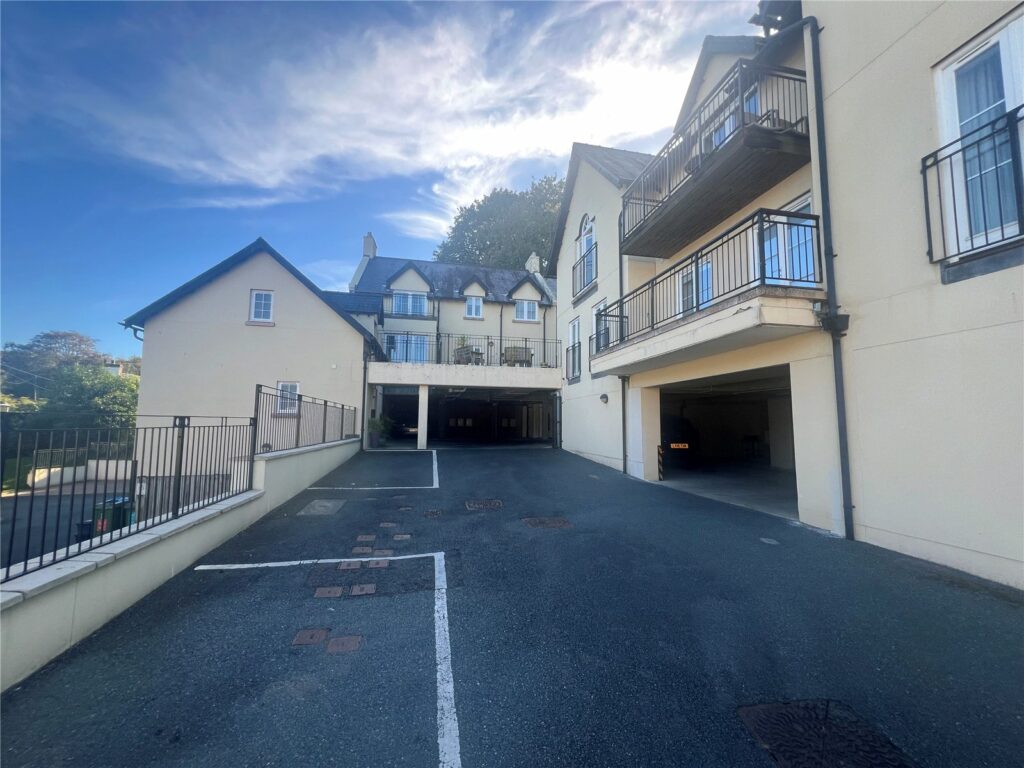 St. Brides Hill, Saundersfoot, Pembrokeshire, SA69 9NU