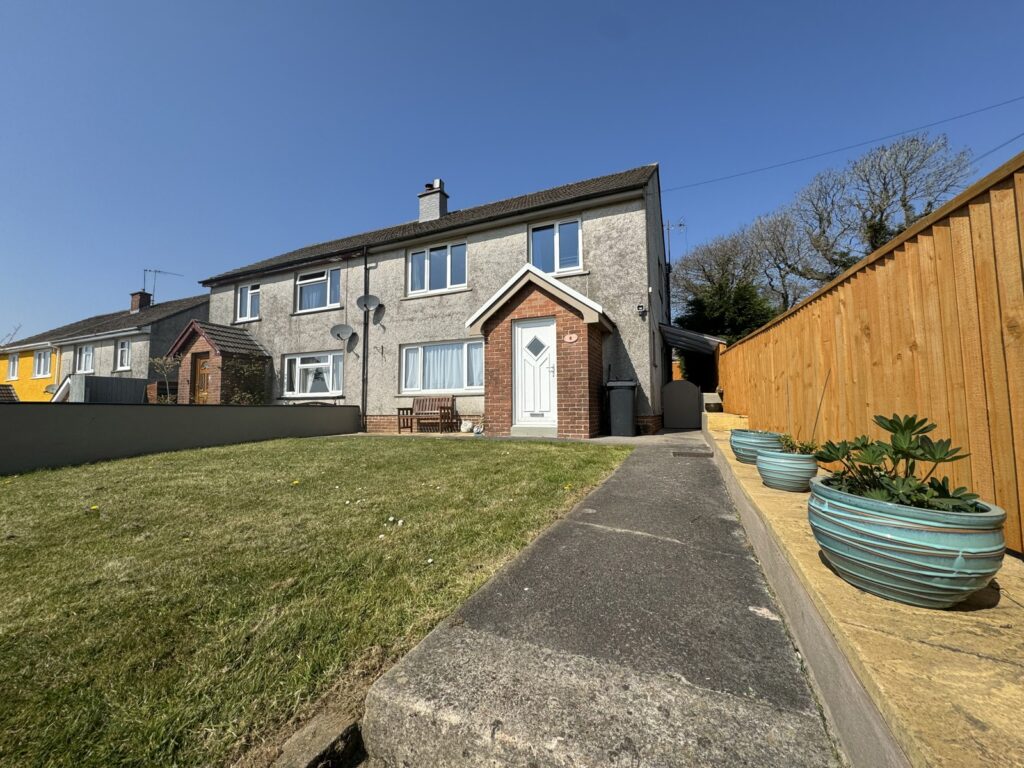 Woodfield Avenue, Kilgetty, Pembrokeshire, SA68 0UT