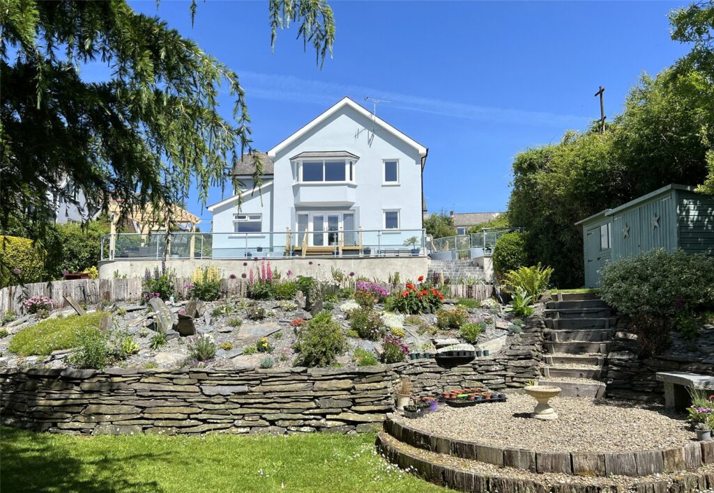 Ridgeway Meadow, Saundersfoot, Pembrokeshire, SA69 9LF